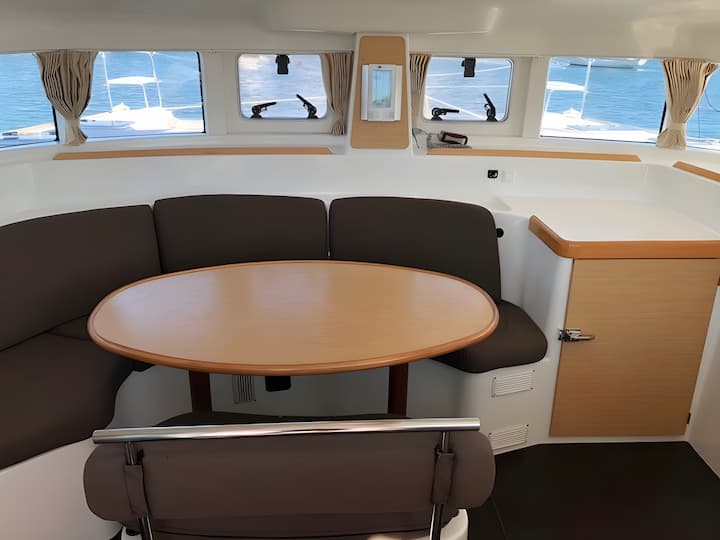 Catamaran Lagoon  380 S2 (2008) for Charter - San Miguel de Abona | #16876 - 8