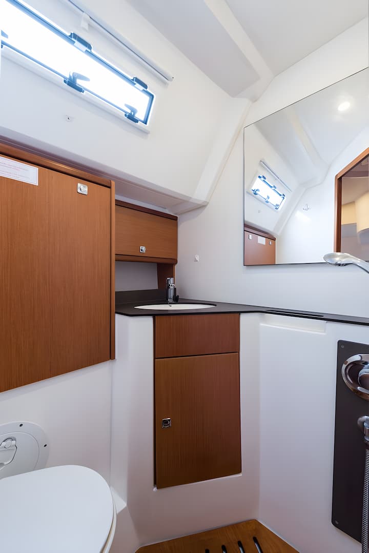  Velero Bavaria 46 Cruiser (2020) para Charter - Nea Peramos - Attica | #16998 - 23