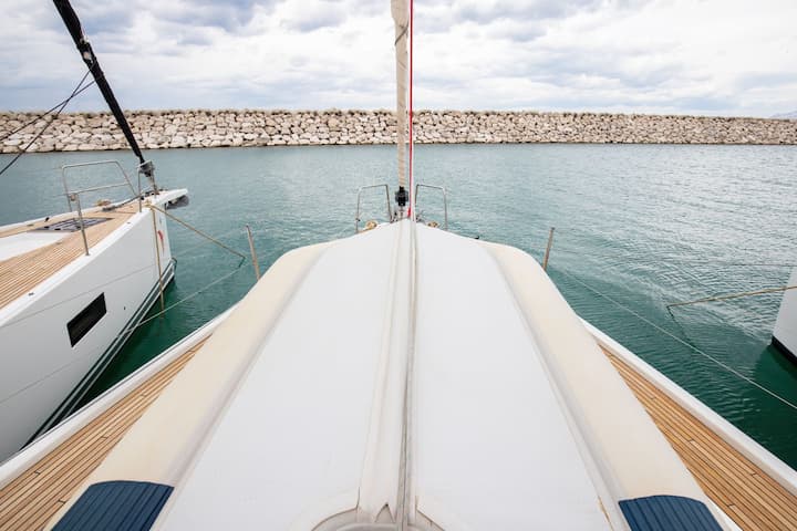 Sailboat Beneteau Oceanis 51.1 (2020) for Charter - Salerno | #17081 - 8