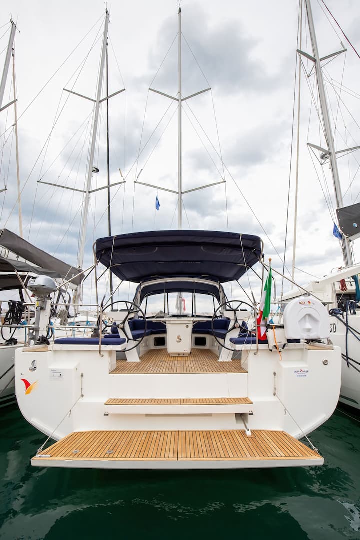 Sailboat Beneteau Oceanis 51.1 (2020) for Charter - Salerno | #17081 - 31