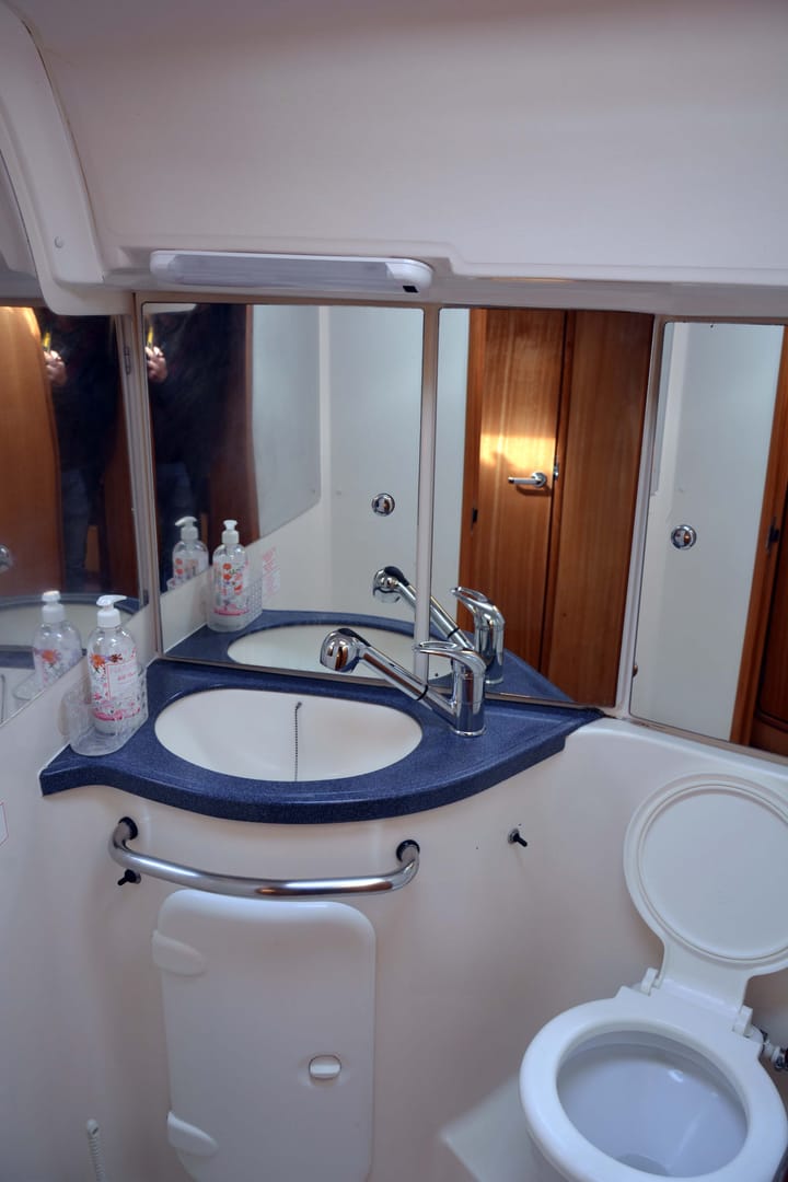 Voilier Bavaria 46 Cruiser (2006) pour Charter - Limenas Avdiron | #17106 - 5