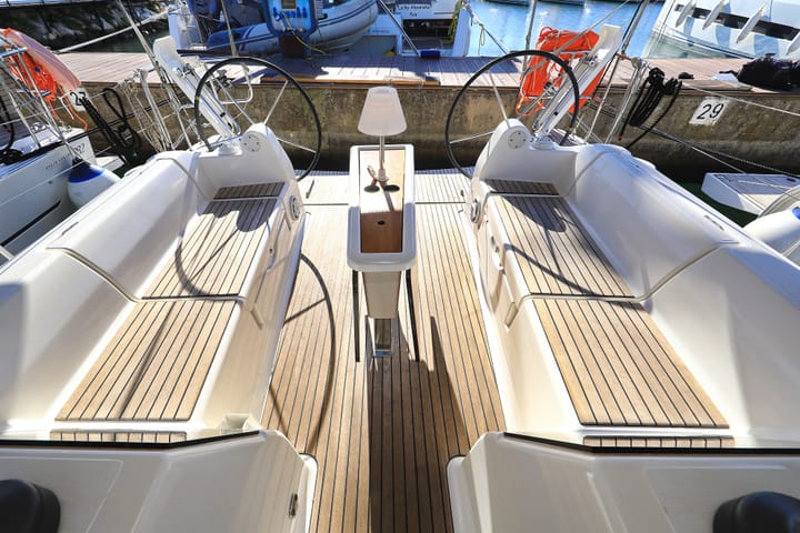 Pula 11.23 m For Charter Voilier - #17124 - 11