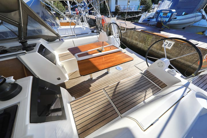 Pula 11.23 m For Charter Voilier - #17124 - 9