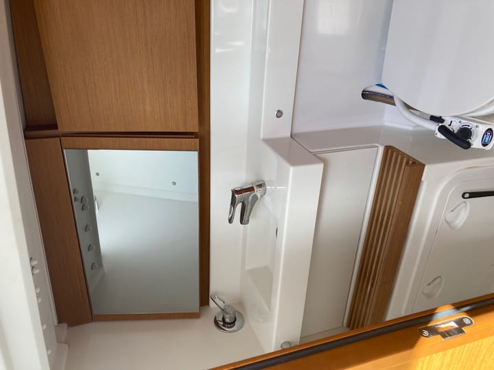 Sailboat Jeanneau Sun Odyssey 440 (2023) for Charter - Martinique | #17146 - 6