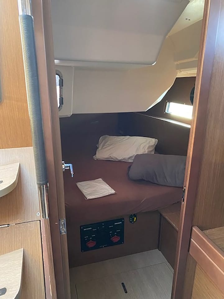 Segelboot Beneteau Oceanis 40.1 (2021) für Charter - Bormes-les-Mimosas | #17163 - 3