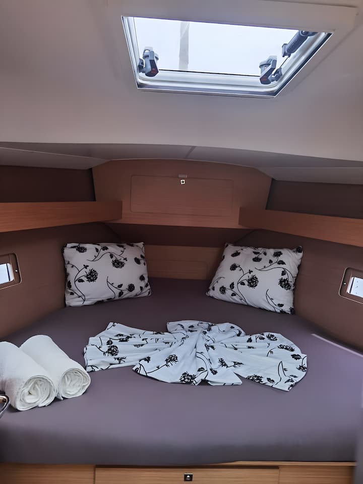 Pula 11.23 m Für Charter Segelboot — #17272 - 15