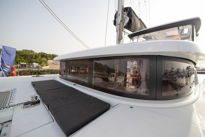  Catamarán Lagoon  42 (2023) para Charter - Olbia | #17274 - 21