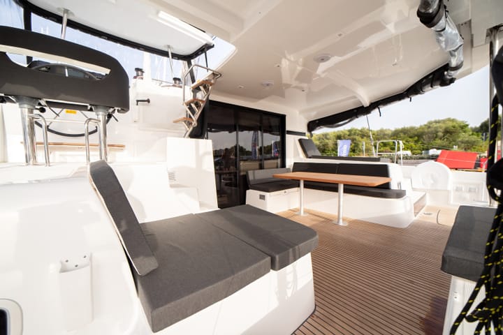  Catamarán Lagoon  42 (2023) para Charter - Olbia | #17274 - 7