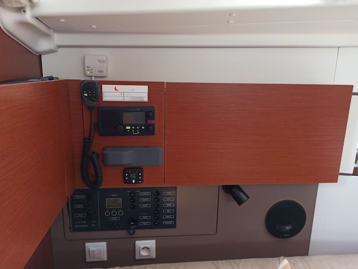 Beneteau Oceanis 38.1 Kiralık Yelkenli (2018) - Split | #17276 - 12