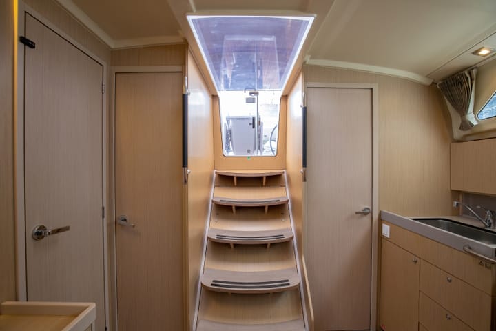 Voilier Beneteau Oceanis 41.1 (2020) pour Charter - Capo d'Orlando | #17284 - 28