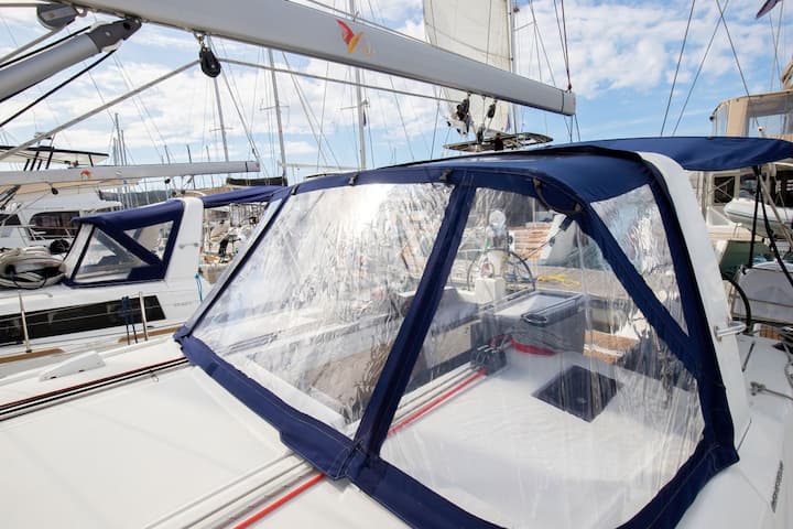 Voilier Beneteau Oceanis 41.1 (2020) pour Charter - Capo d'Orlando | #17284 - 24