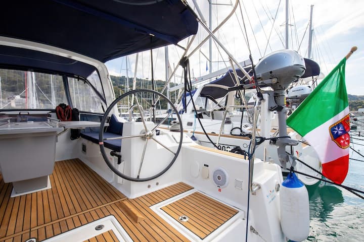 Voilier Beneteau Oceanis 41.1 (2020) pour Charter - Capo d'Orlando | #17284 - 16