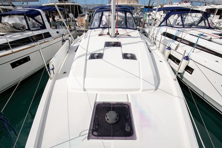 Voilier Beneteau Oceanis 41.1 (2020) pour Charter - Capo d'Orlando | #17284 - 8