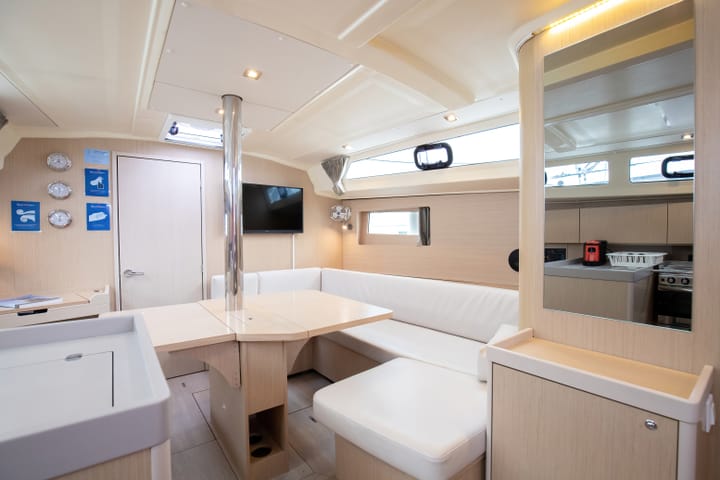 Voilier Beneteau Oceanis 41.1 (2020) pour Charter - Capo d'Orlando | #17284 - 14