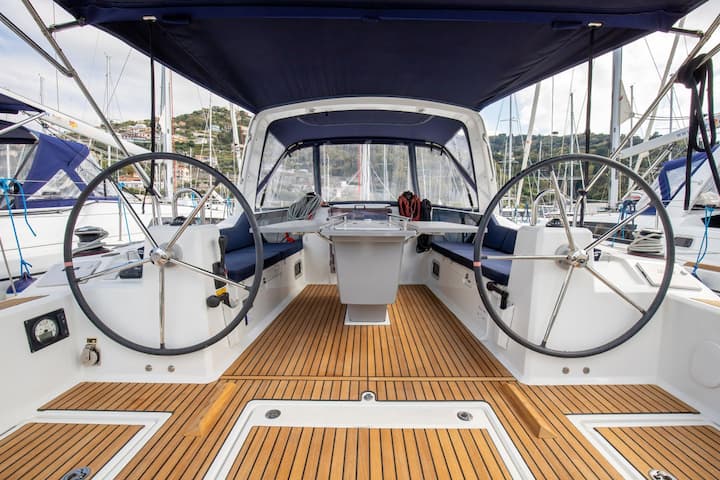 Voilier Beneteau Oceanis 41.1 (2020) pour Charter - Capo d'Orlando | #17284 - 17