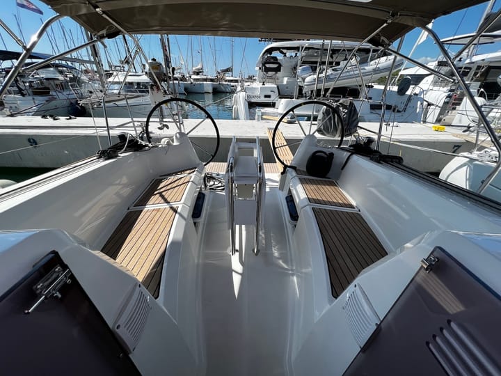 Sukošan 10.34 m Para Charter Velero - #17303 - 13