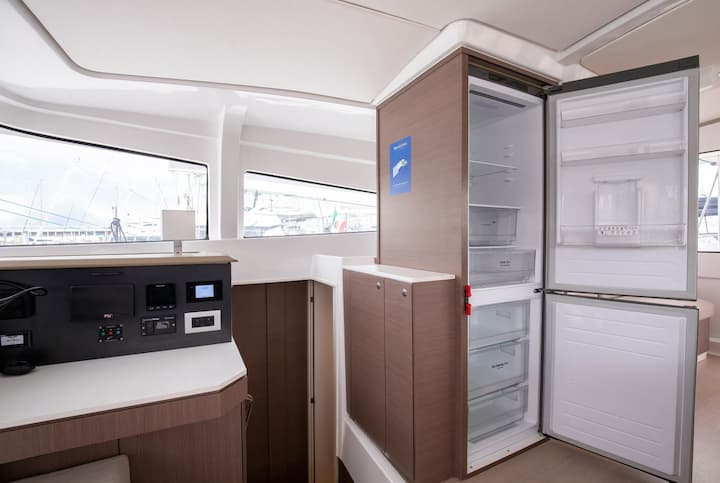 Catamaran Bali 4.2 (2021) for Charter - Salerno | #17304 - 18