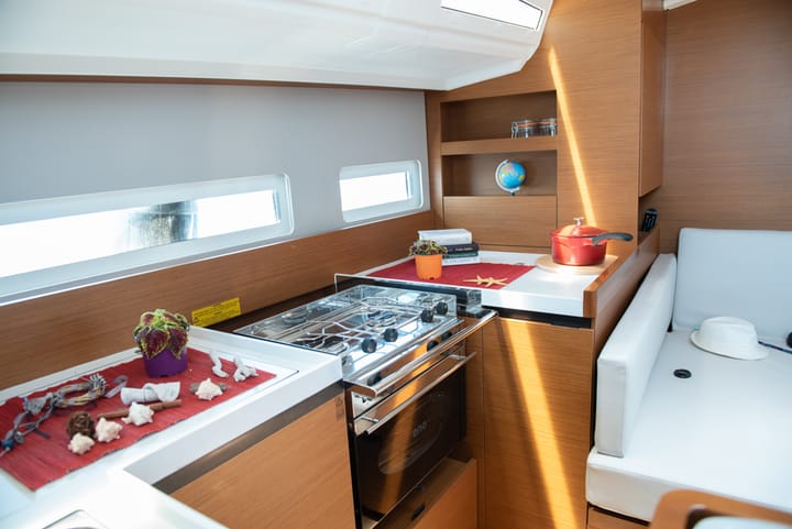 Sailboat Jeanneau Sun Odyssey 410 (2022) for Charter - Gouvia | #17326 - 94