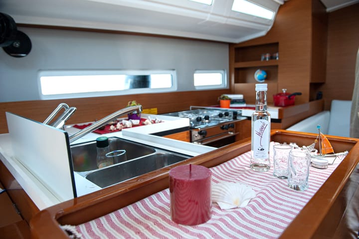 Sailboat Jeanneau Sun Odyssey 410 (2022) for Charter - Gouvia | #17326 - 41