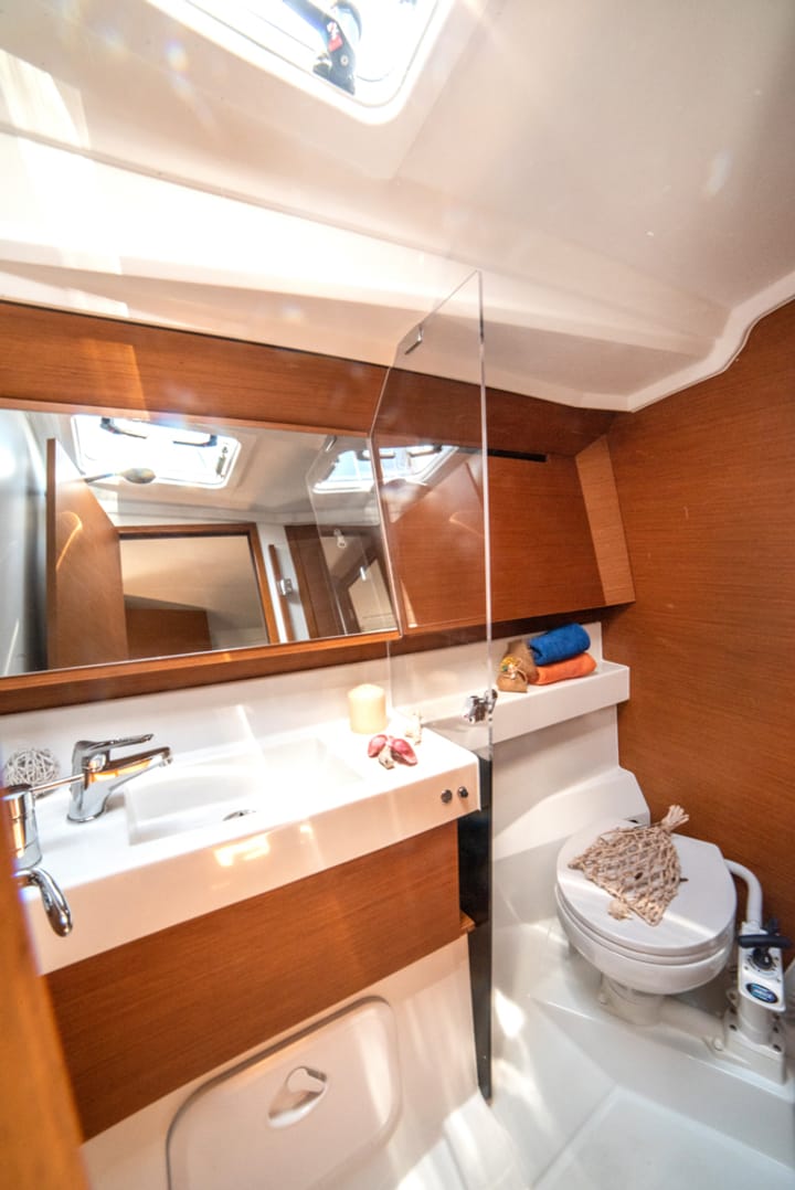 Sailboat Jeanneau Sun Odyssey 410 (2022) for Charter - Gouvia | #17326 - 95