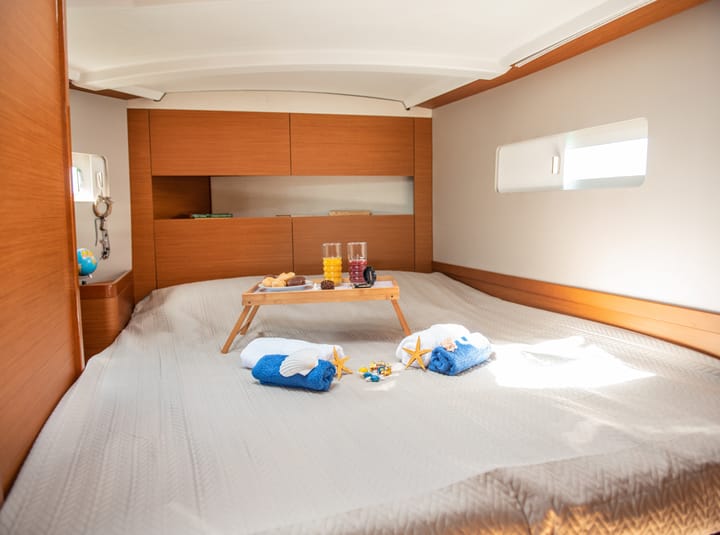 Sailboat Jeanneau Sun Odyssey 410 (2022) for Charter - Gouvia | #17326 - 44