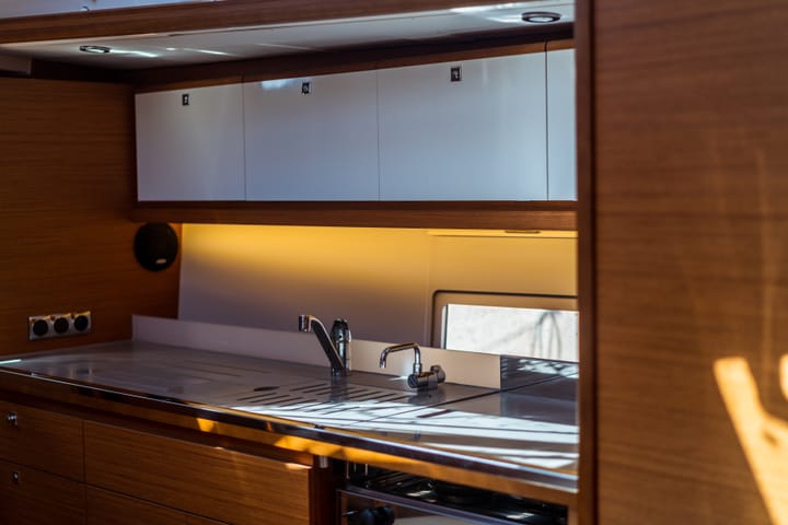  Velero Dufour  430 Grand Large (2023) para Charter - Portisco | #17350 - 12