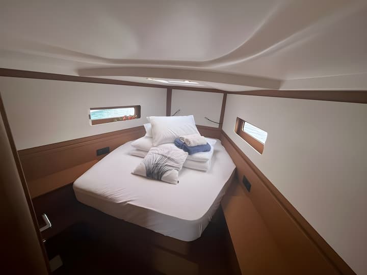 Voilier Beneteau First 44 (2023) pour Charter - Split | #17428 - 12