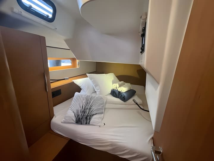 Voilier Beneteau First 44 (2023) pour Charter - Split | #17428 - 13