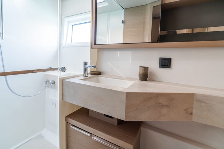  Catamaran Lagoon  46  (2023) voor Charter - Capo d'Orlando | #17503 - 3