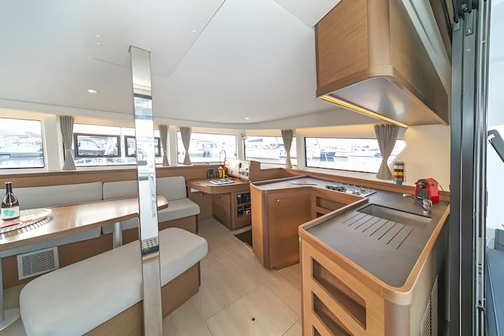 Catamaran Lagoon  42 (2022) pour Charter - Lefkada | #17505 - 12