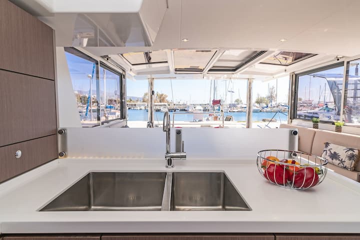  Catamarano Bali 4.8 (2021) per Noleggio, overcloccabile Atene | #17517 - 8