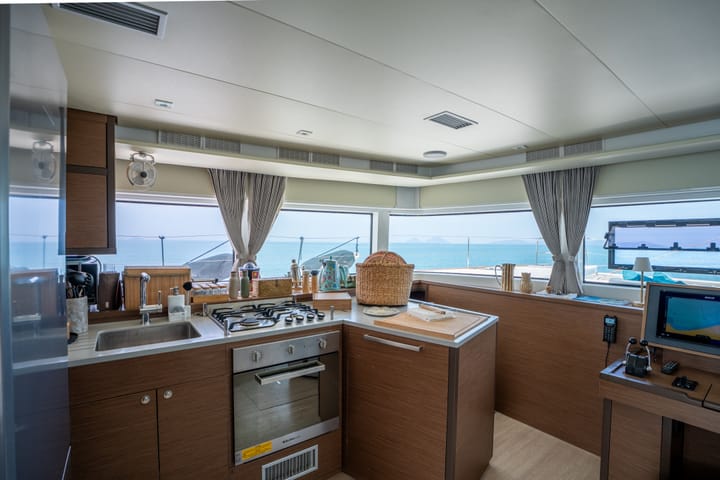 Capo d'Orlando 15.85 m Für Charter Katamaran — #17535 - 14