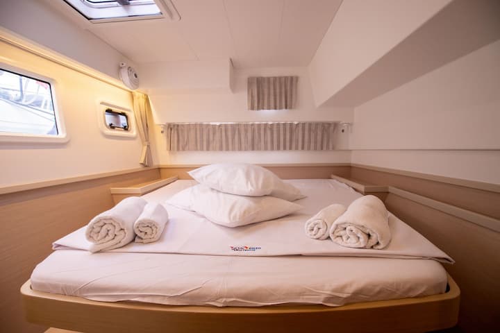 Katamaran Lagoon  42 (2021) für Charter - Salerno | #17572 - 17