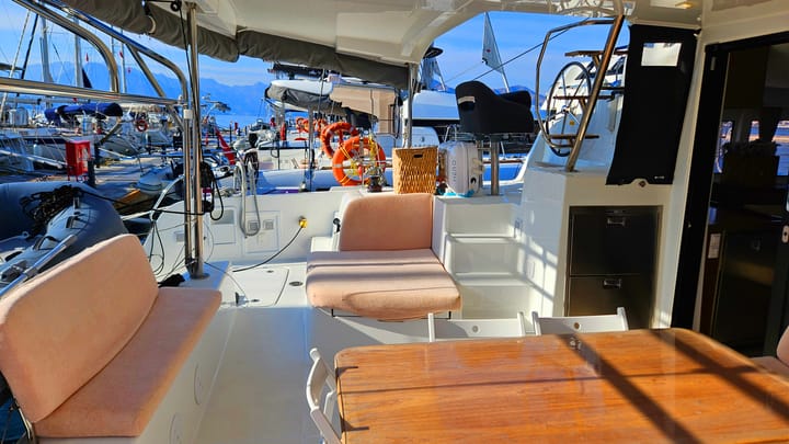 Marmaris 12.8 m Voor Charter Catamaran - #17580 - 35