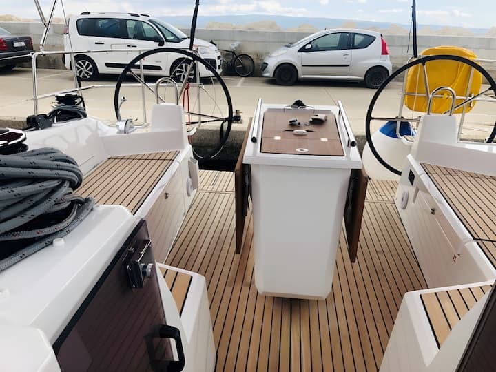 Voilier Beneteau Oceanis 40.1 (2021) pour Charter - Split | #17658 - 5