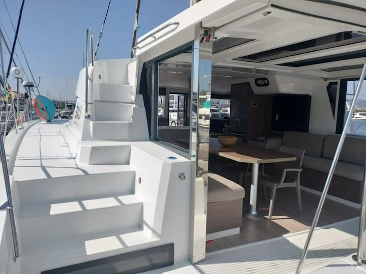  Catamarano Bali 4.2 (2023) per Noleggio, overcloccabile Capo d'Orlando | #17659 - 4