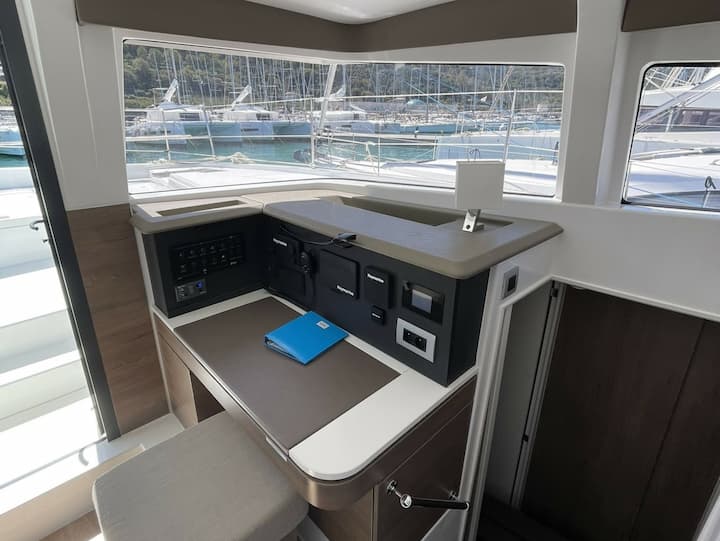  Catamarano Bali 4.2 (2023) per Noleggio, overcloccabile Capo d'Orlando | #17659 - 16