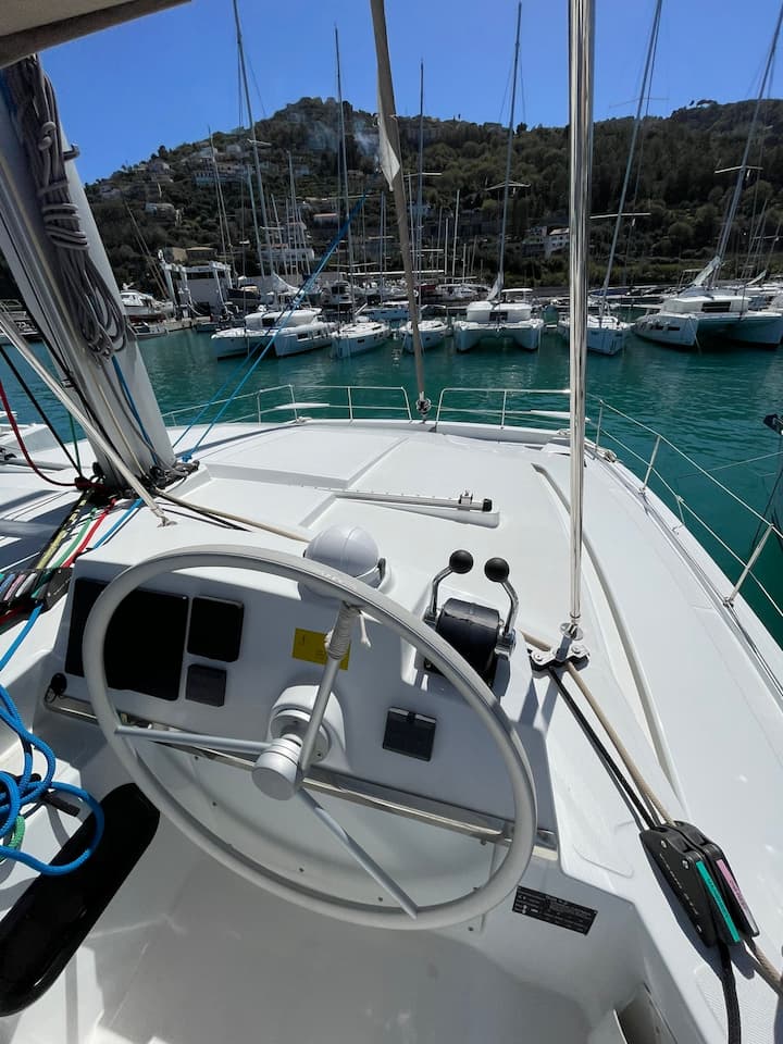  Catamarano Bali 4.2 (2023) per Noleggio, overcloccabile Capo d'Orlando | #17659 - 8