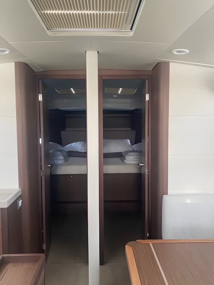 Voilier Beneteau Oceanis 46.1 (2022) pour Charter - Volos | #17660 - 7