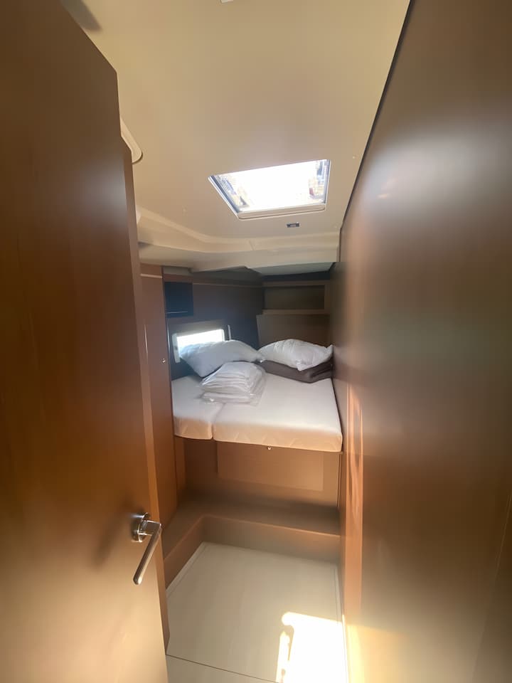 Voilier Beneteau Oceanis 46.1 (2022) pour Charter - Volos | #17660 - 10