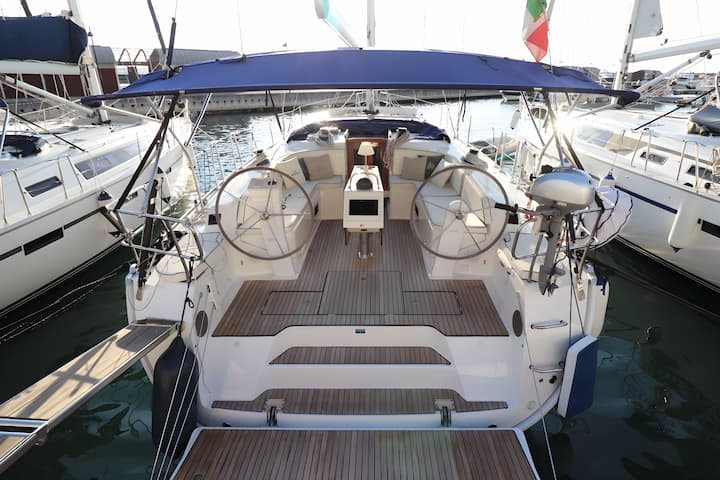  Barca a vela Bavaria 46 Cruiser (2019) per Noleggio, overcloccabile Castellammare di Stabia | #17686 - 3