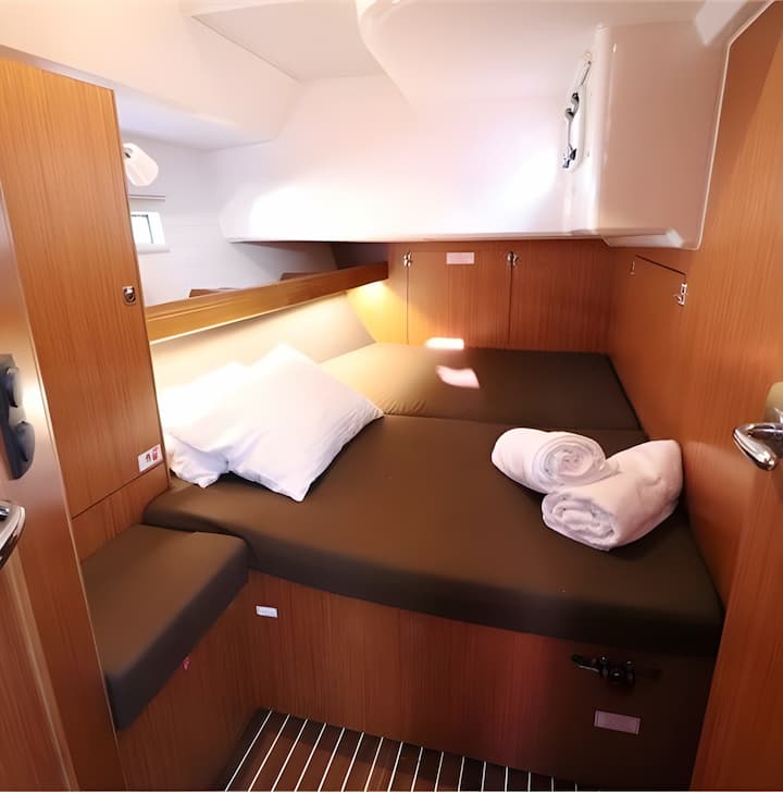  Barca a vela Bavaria 46 Cruiser (2019) per Noleggio, overcloccabile Castellammare di Stabia | #17686 - 15