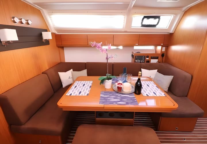  Barca a vela Bavaria 46 Cruiser (2019) per Noleggio, overcloccabile Castellammare di Stabia | #17686 - 10