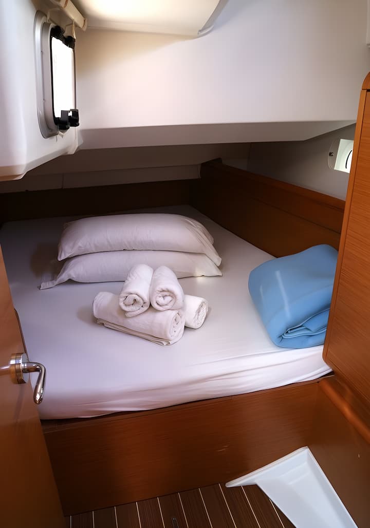 Jeanneau Sun Odyssey 439 Kiralık Yelkenli (2012) - San Miguel de Abona | #17720 - 12