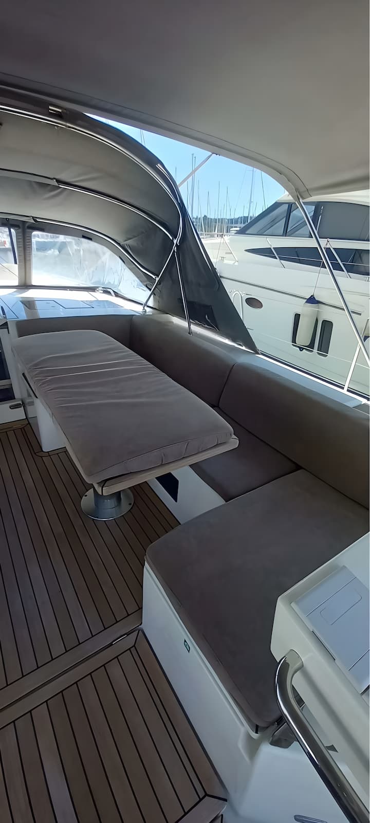 Gouvia 16.69 m Per noleggio Barca a vela - #17721 - 15