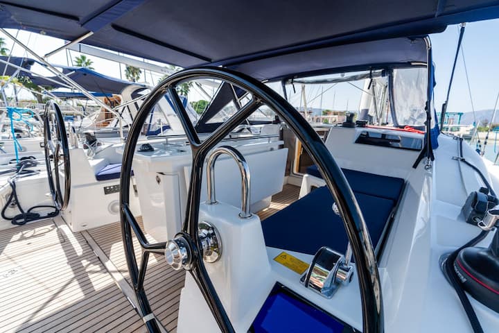 Olbia 12.43 m Per noleggio Barca a vela - #17740 - 21