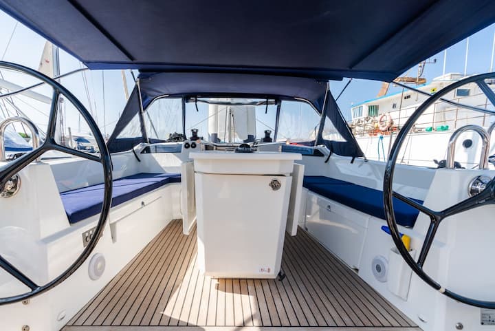 Olbia 12.43 m Per noleggio Barca a vela - #17740 - 13