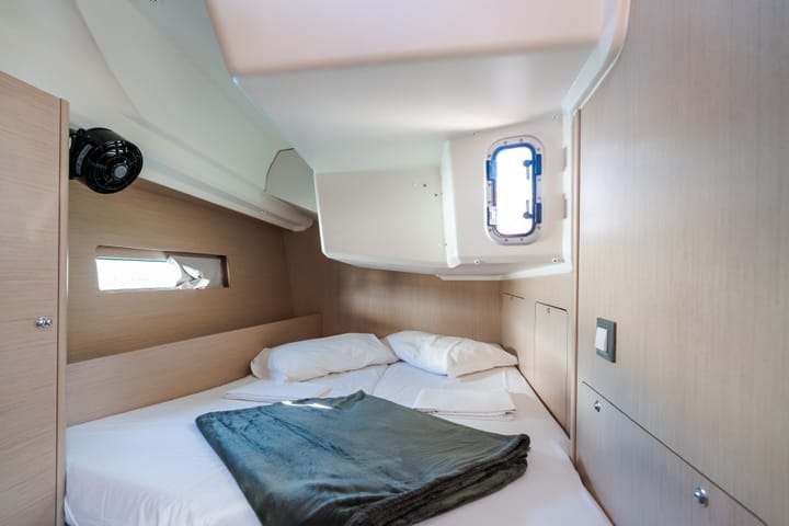 Olbia 12.43 m Per noleggio Barca a vela - #17740 - 3