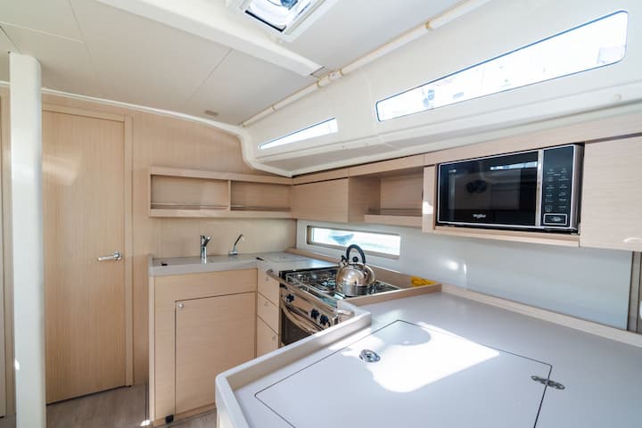 Olbia 12.43 m Per noleggio Barca a vela - #17740 - 10