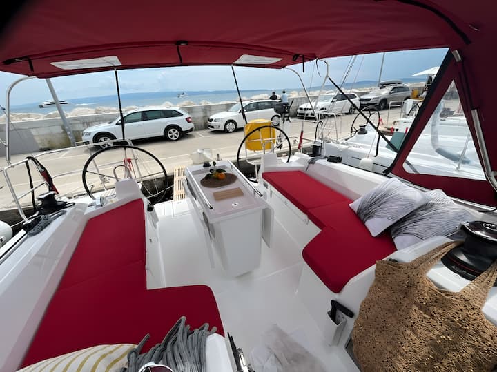 Voilier Beneteau Oceanis 40.1 (2023) pour Charter - Split | #17782 - 6